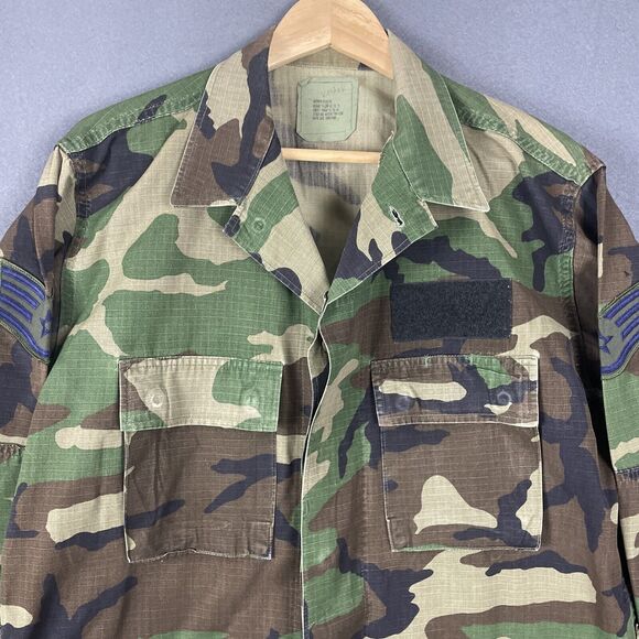 US Air Force Camo Sz Medium R Jacket Staff Sargent - Picture 2 of 16
